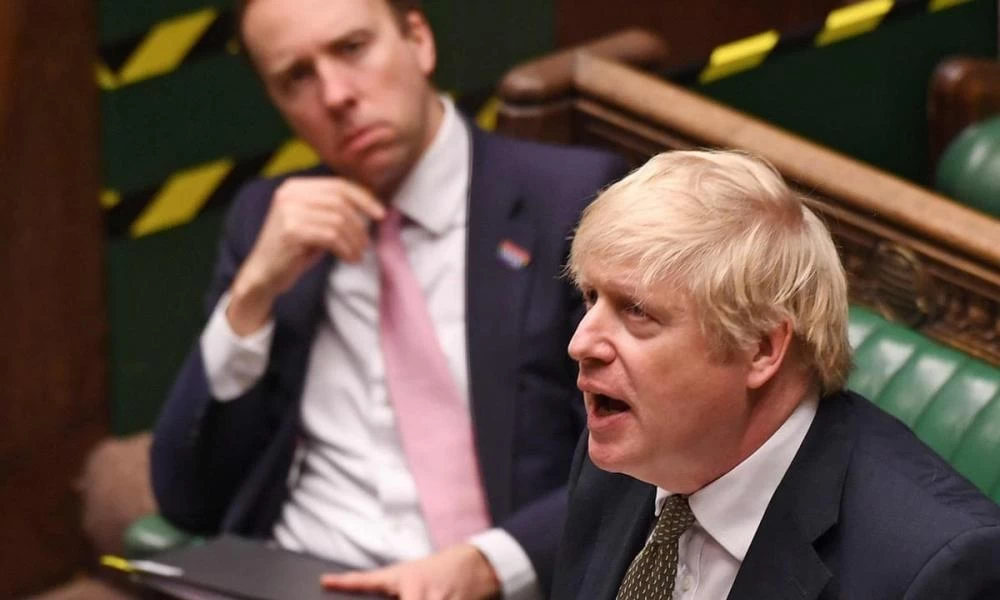 Κορονοϊός: Μπροστά στις κάμερες θα εμβολιαστεί Τζόνσον και Χάνκοκ!